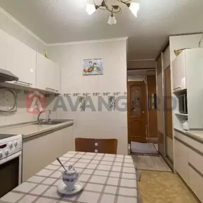Buy apartment - Dnipro, Slavy boulevard7. Sale of real estate - Sobornyi, secondary market and new building cheap, price up to 45000$, announcement no.1892910 фото 2