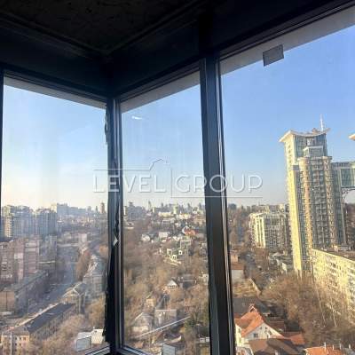 Buy apartment - Kyiv, Zvirynetska street70а, Pecherskyi r-n (city ​​center). Sale of real estate - Pecherskyi area, secondary market and new building cheap, price up to 225000$, announcement no.1949710 фото 2