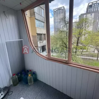 Rent apartment - Dnipro, Slavy boulevard. Rent of real estate - Sobornyi, secondary market and new building cheap, price up to 9999UAH, announcement no.1957083 фото 2