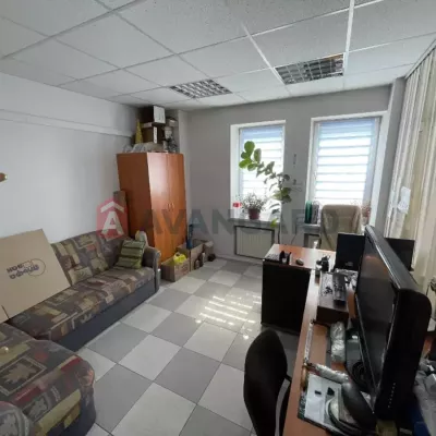 Buy office - Dnipro, Krutogirnyi uzviz. Sale of real estate - City and suburb, secondary market and new building cheap, price up to 430000$, announcement no.1959276 фото 29