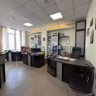 Buy office - Dnipro, Sergiya Podolynskogo street. Sale of real estate - Tsentralnyi, secondary market and new building cheap, price up to 32000$, announcement no.1993035 фото 4