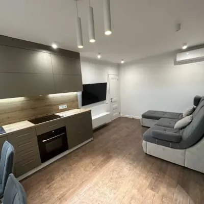 Buy apartment - Kharkiv, Zhasmynovyi boulevard9-1, Novi Doma (Slobidskyi). Sale of real estate - Slobidskyi (Kominternivskyi), secondary market and new building cheap, price up to 60000$, announcement no.2032496 фото 1
