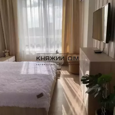 Rent apartment - Kyiv, Solomjyanska street, Solomjyanka. Rent of real estate - Solomjyanskyi area, secondary market and new building cheap, price up to 650$, announcement no.2034761 фото 1
