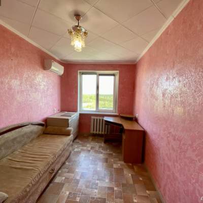 Buy apartment - Kryvyi Rig, 5-i Zarichnyi m-r. Sale of real estate - City and suburb, secondary market and new building cheap, price up to 14000$, announcement no.2037483 фото 4