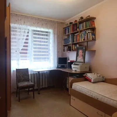 Buy apartment - Dnipro,  Geroiv avenue. Sale of real estate - Sobornyi, secondary market and new building cheap, price up to 64000$, announcement no.2042466 фото 2