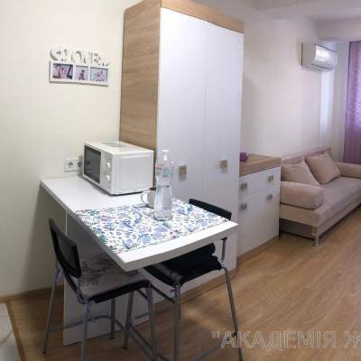 Rent apartment - Kyiv, Mashynobudivna (Gongadze Georgiya) street41, Karavajevi Dachi. Rent of real estate - Solomjyanskyi area, secondary market and new building cheap, price up to 14000UAH, announcement no.2043922 фото 9
